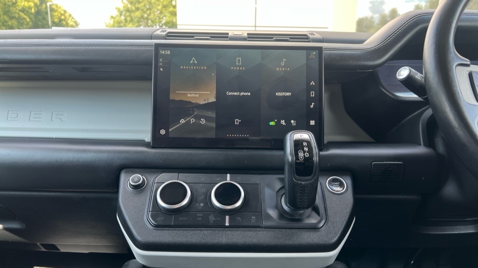 Used Land Rover Defender 2022 for sale - 76587086: Photo 29