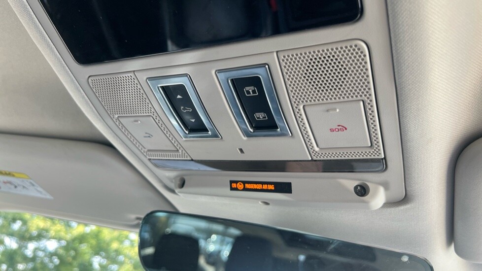 Used Land Rover Defender 2022 for sale - 76587086: Photo 45