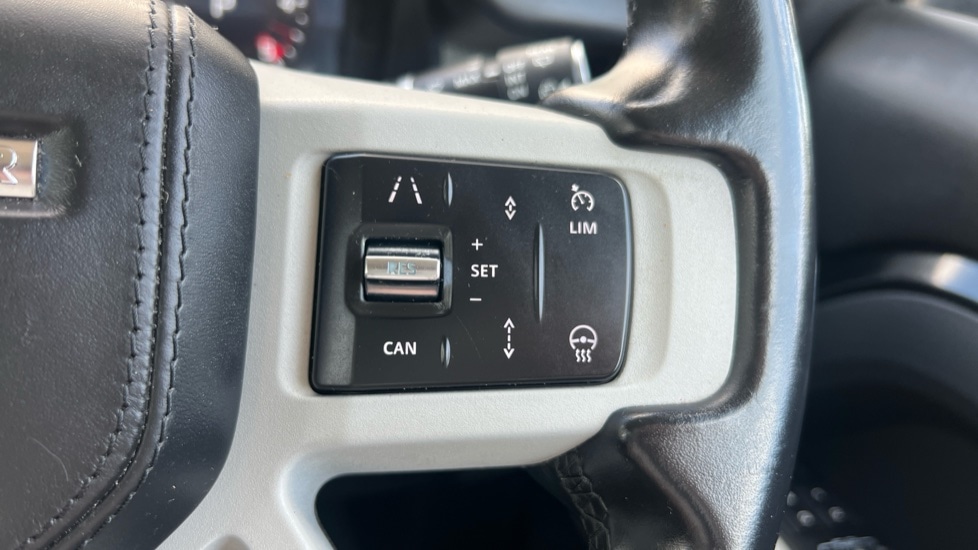 Used Land Rover Defender 2022 for sale - 76587086: Photo 53