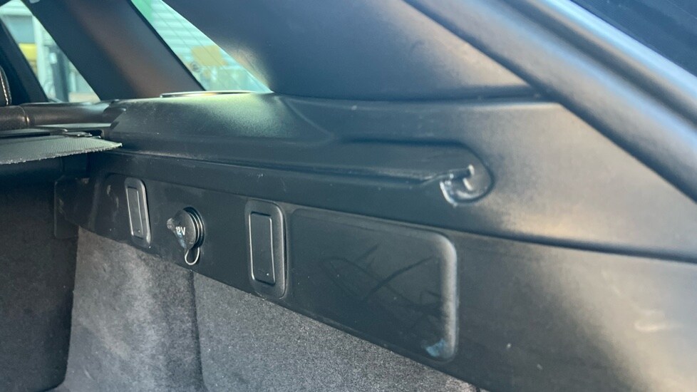 Used Land Rover Range Rover Velar 2021 for sale - 77018361: Photo 37