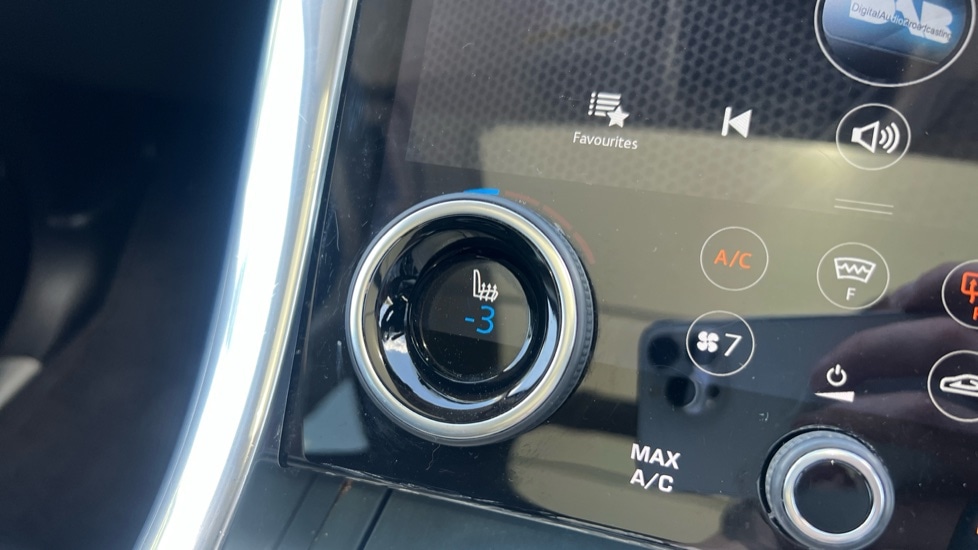 Used Land Rover Range Rover Sport 2018 for sale - 76664557: Photo 52