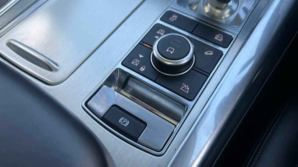 Used Land Rover Range Rover Sport 2018 for sale - 76664557: Photo 54