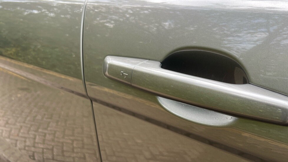 Used Land Rover Range Rover Evoque 2018 for sale - 76586949: Photo 41