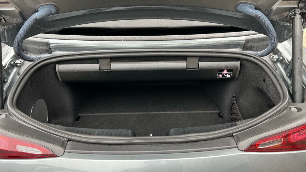 Used Mercedes-Benz SL 2022 for sale - 76652475: Photo 15