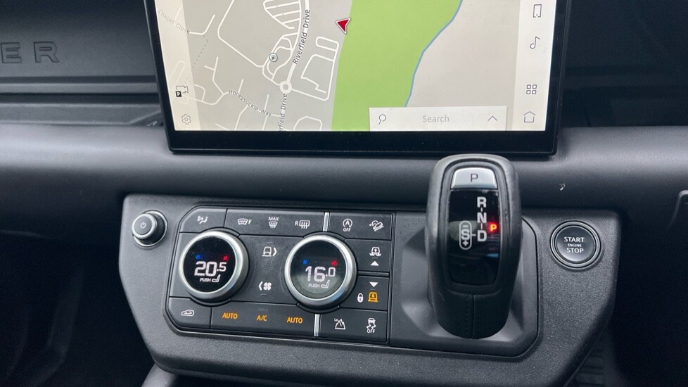 Used Land Rover Defender 2022 for sale - 76966809: Photo 14