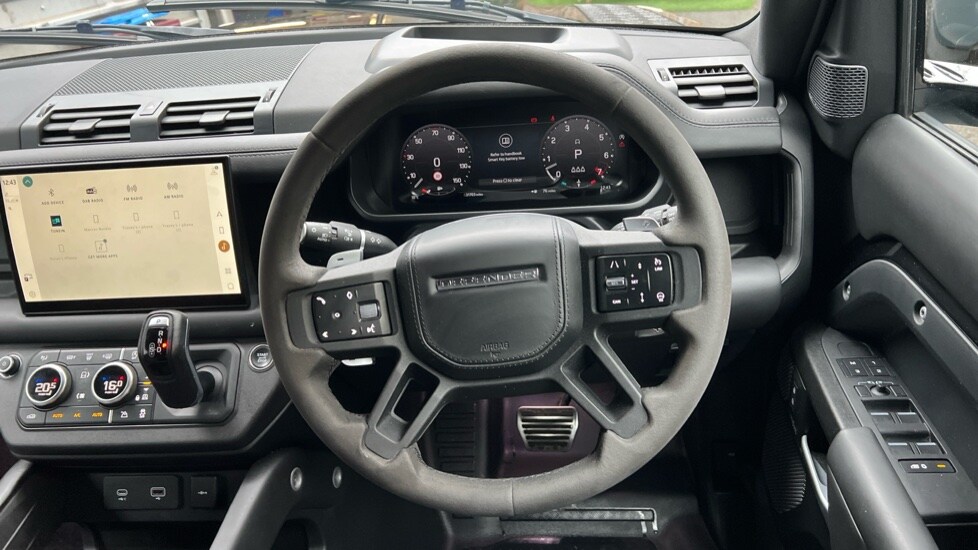 Used Land Rover Defender 2022 for sale - 76966809: Photo 15