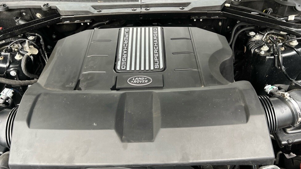 Used Land Rover Defender 2022 for sale - 76966809: Photo 30