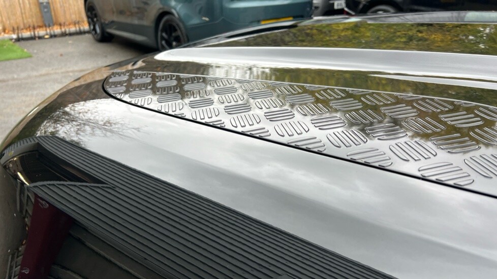 Used Land Rover Defender 2022 for sale - 76966809: Photo 34