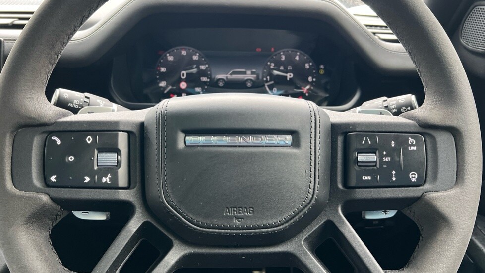 Used Land Rover Defender 2022 for sale - 76966809: Photo 38