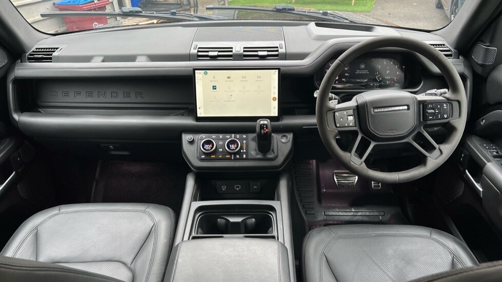 Used Land Rover Defender 2022 for sale - 76966809: Photo 9