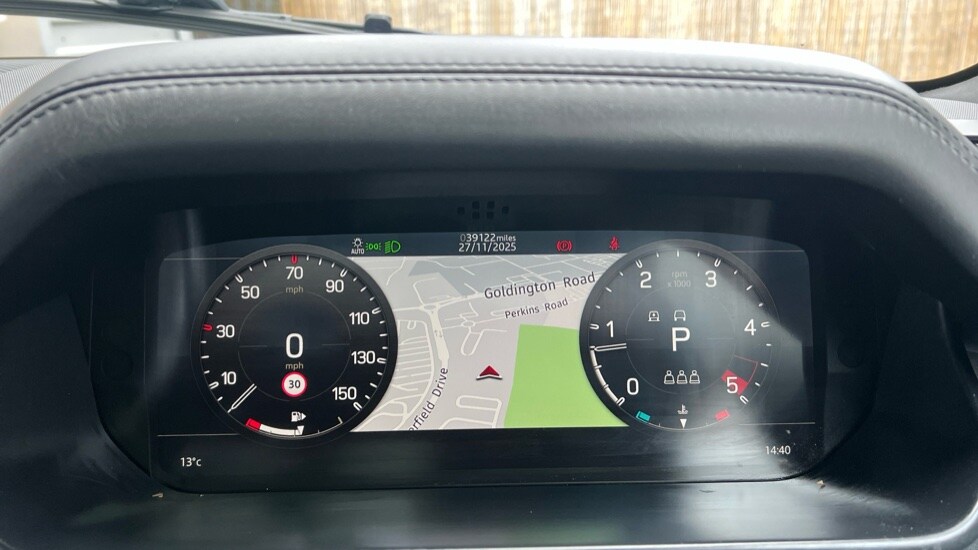 Used Land Rover Defender 2023 for sale - 77018238: Photo 16