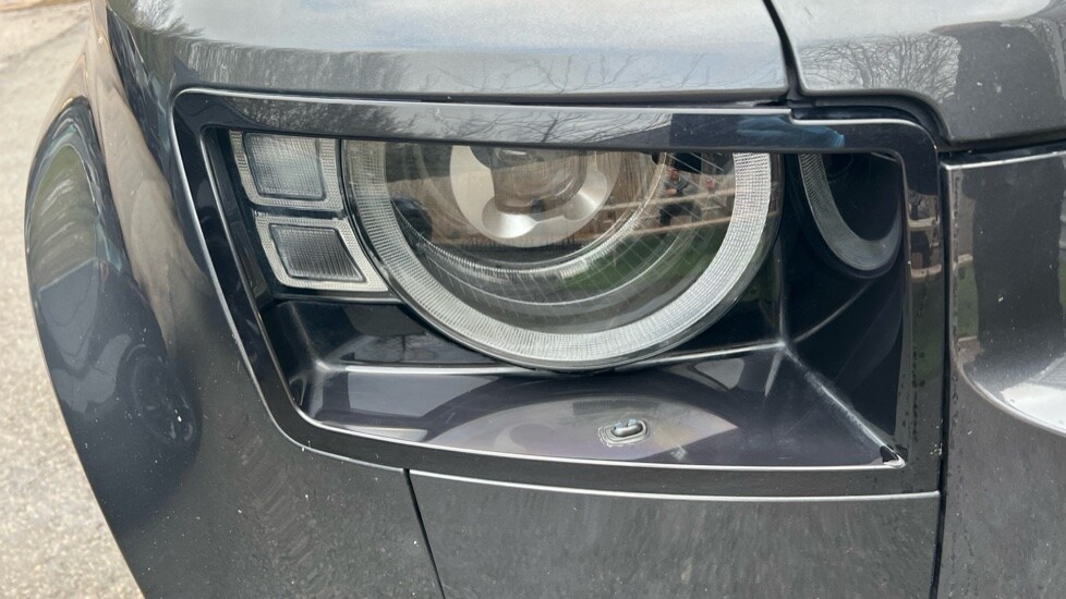 Used Land Rover Defender 2023 for sale - 77018238: Photo 17