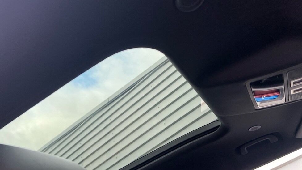 Used Land Rover Defender 2023 for sale - 77018238: Photo 21