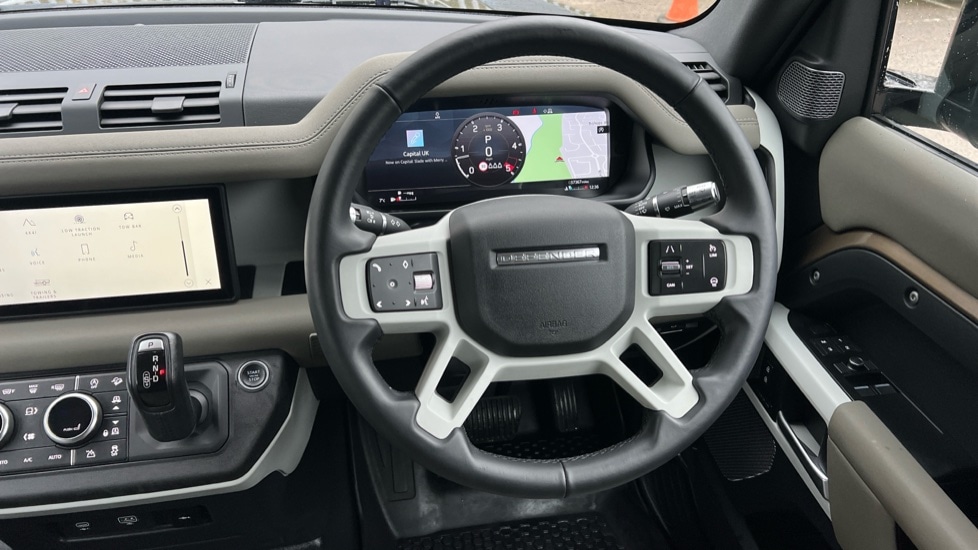 Used Land Rover Defender 2021 for sale - 77075585: Photo 15