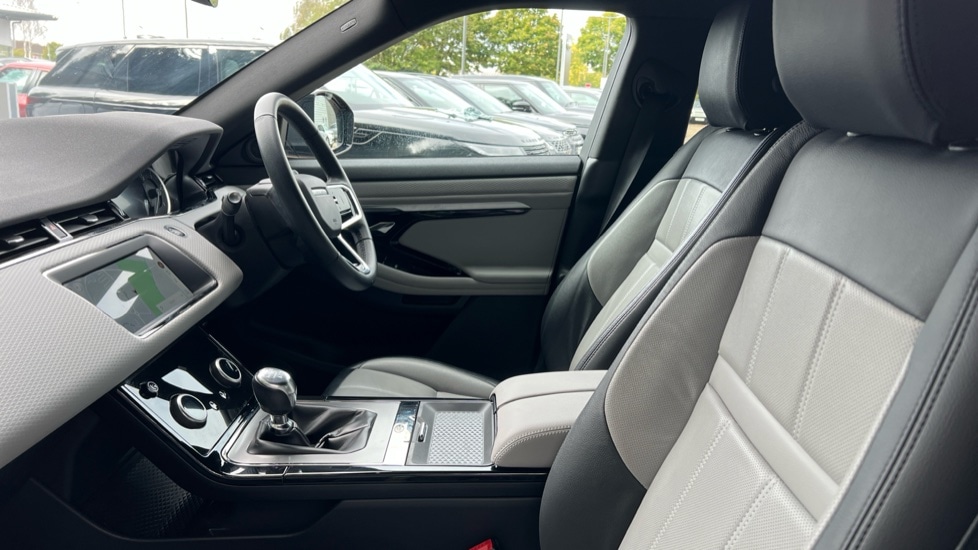 Used Land Rover Range Rover Evoque 2022 for sale - 76168600: Photo 3
