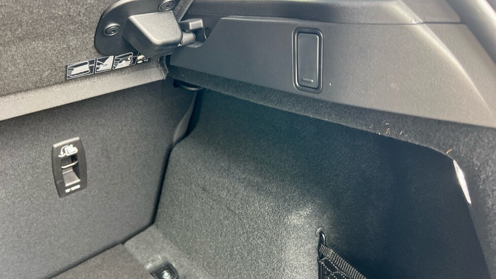 Used Land Rover Range Rover Evoque 2022 for sale - 76168600: Photo 37
