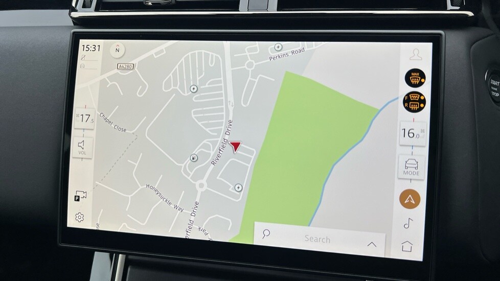 Used Land Rover Range Rover Velar 2025 for sale - 76116899: Photo 11