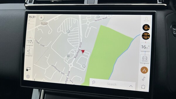 Used Land Rover Range Rover Velar 2025 for sale - 76116899: Photo 11