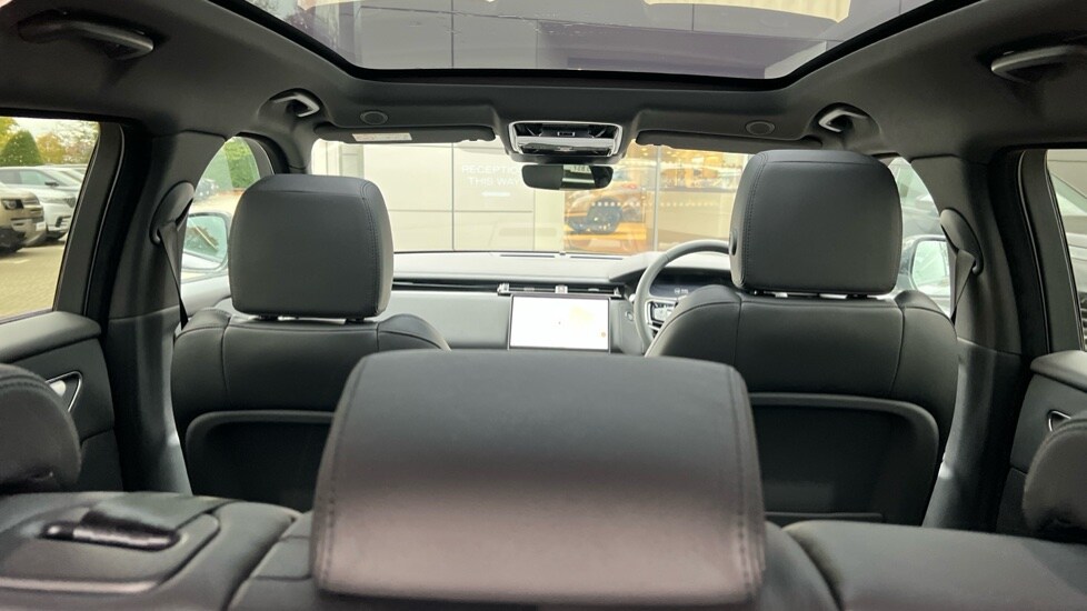 Used Land Rover Range Rover Velar 2025 for sale - 76116899: Photo 39