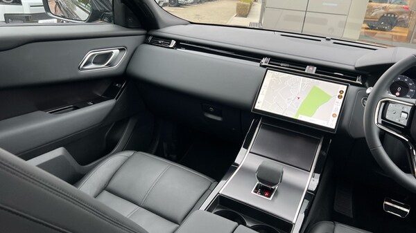 Used Land Rover Range Rover Velar 2025 for sale - 76116899: Photo 44