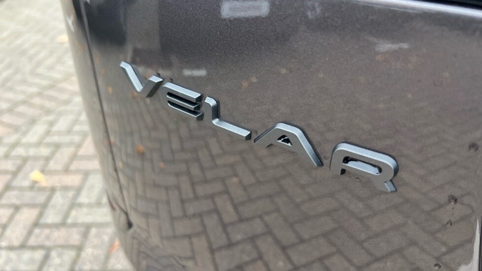 Used Land Rover Range Rover Velar 2025 for sale - 76116899: Photo 47