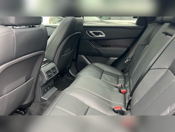 Used Land Rover Range Rover Velar 2025 for sale - 76116899: Photo 4
