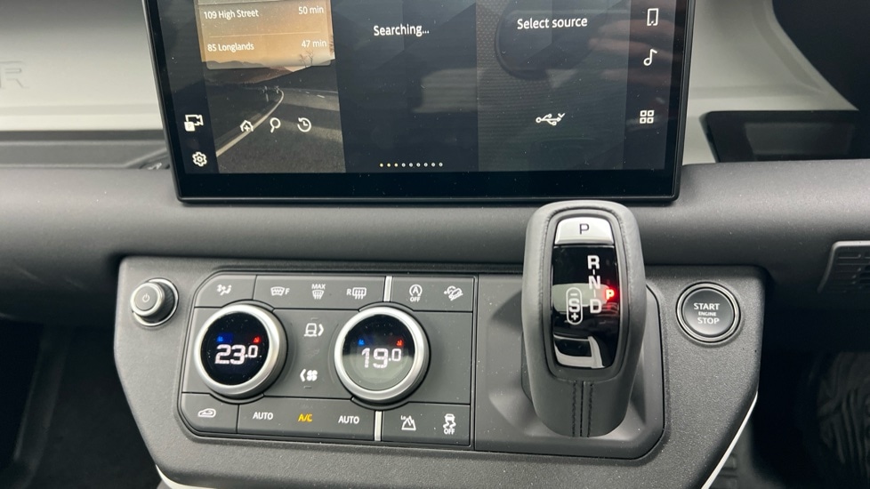 Used Land Rover Defender 2025 for sale - 76563720: Photo 14