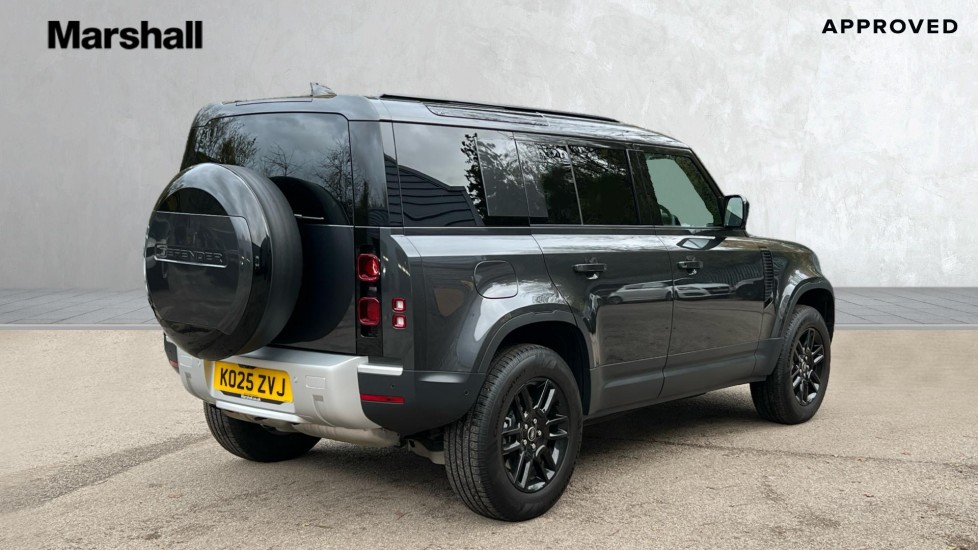 Used Land Rover Defender 2025 for sale - 76563720: Photo 25