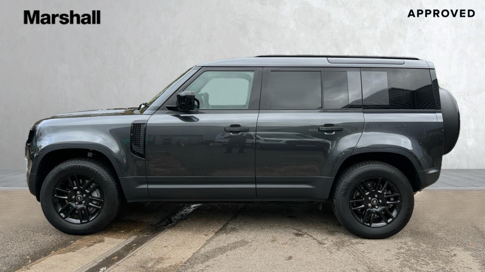 Used Land Rover Defender 2025 for sale - 76563720: Photo 26