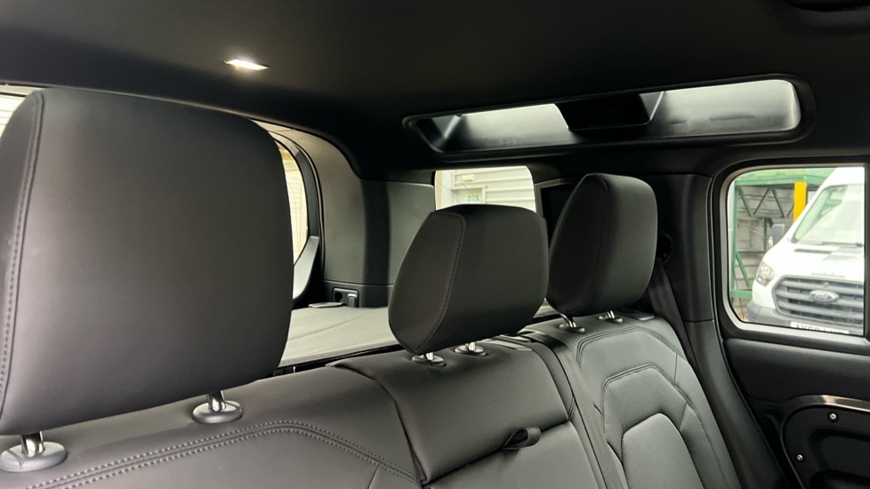 Used Land Rover Defender 2025 for sale - 76563720: Photo 39