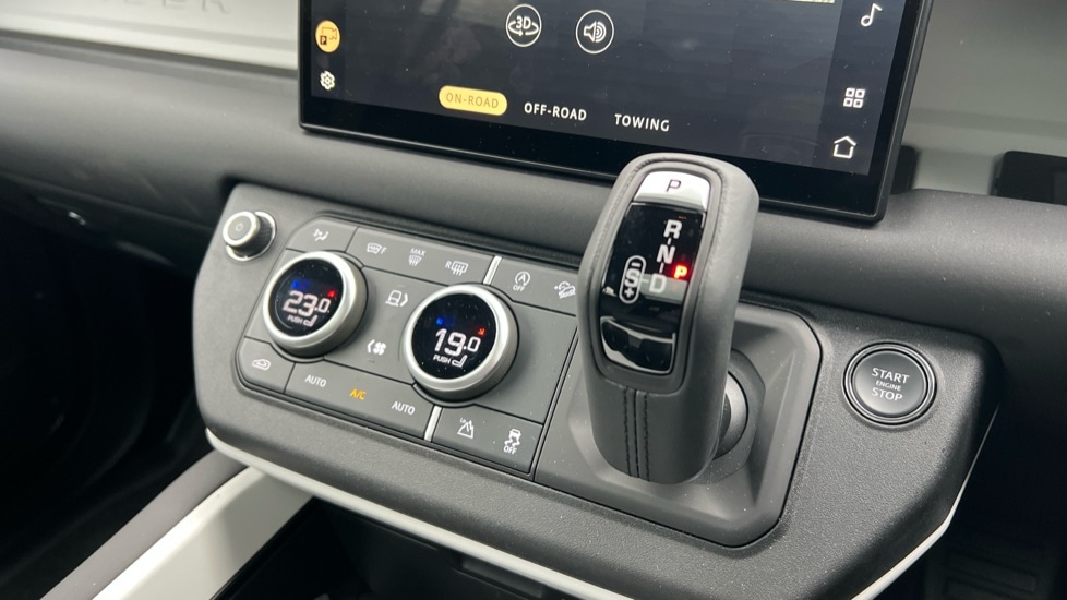 Used Land Rover Defender 2025 for sale - 76563720: Photo 43