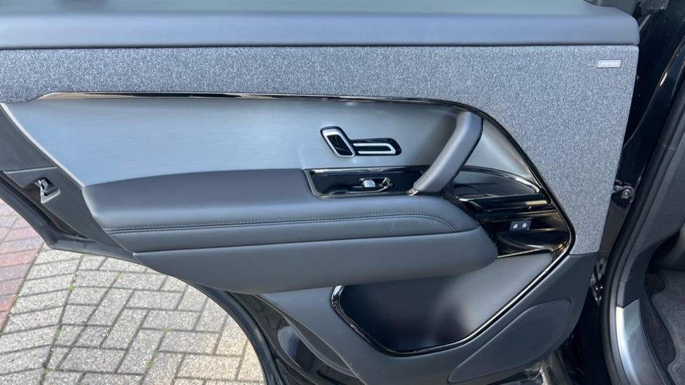 Used Land Rover Range Rover Sport 2024 for sale - 76438087: Photo 35