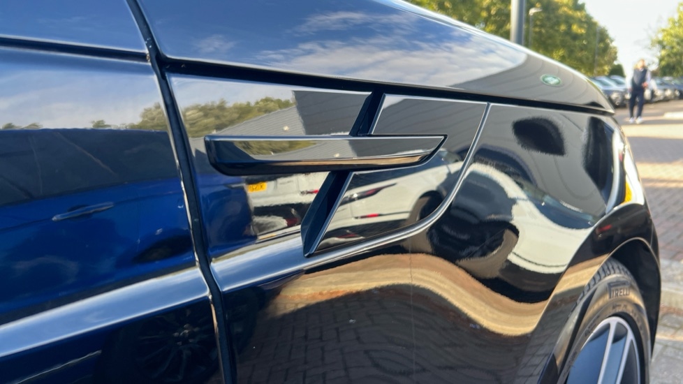 Used Land Rover Range Rover Sport 2024 for sale - 76438087: Photo 40