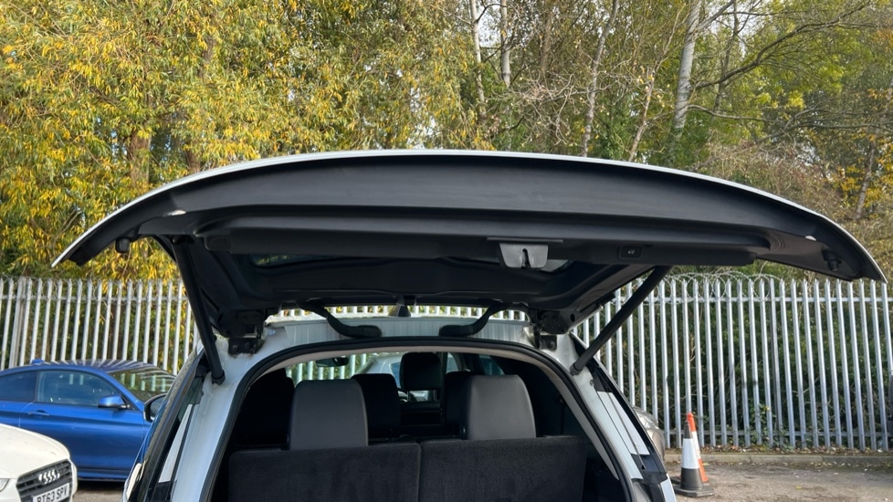 Used Land Rover Discovery 2017 for sale - 76501277: Photo 36