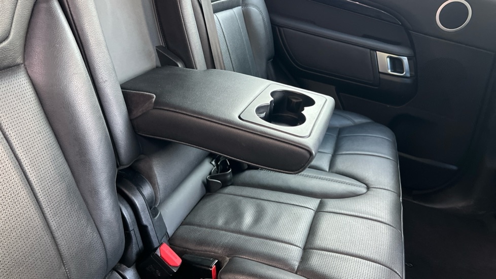 Used Land Rover Discovery 2017 for sale - 76501277: Photo 43