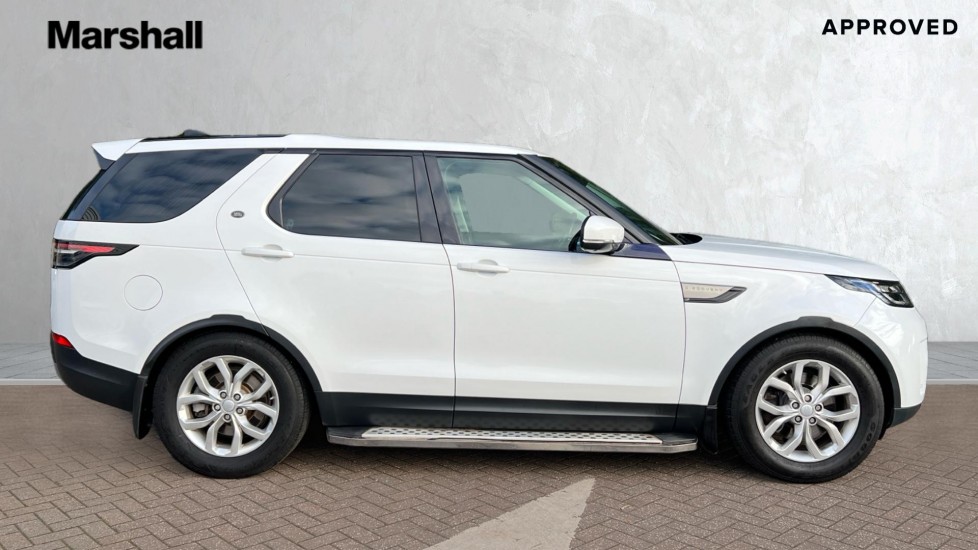 Used Land Rover Discovery 2017 for sale - 76501277: Photo 5