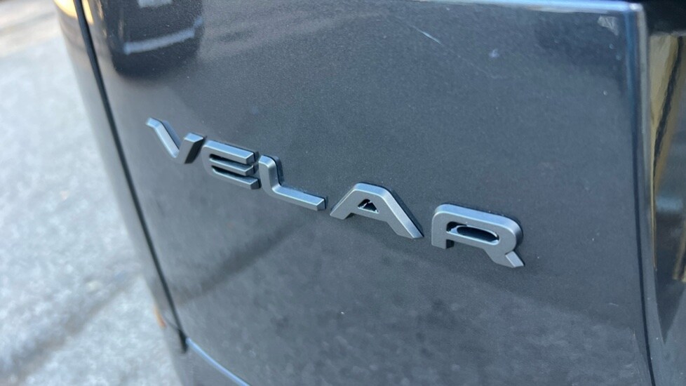Used Land Rover Range Rover Velar 2023 for sale - 76033654: Photo 38