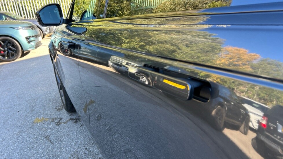 Used Land Rover Range Rover Velar 2023 for sale - 76033654: Photo 41