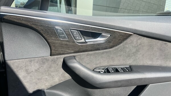 Used Audi Q7 2022 for sale - 76146173: Photo 30