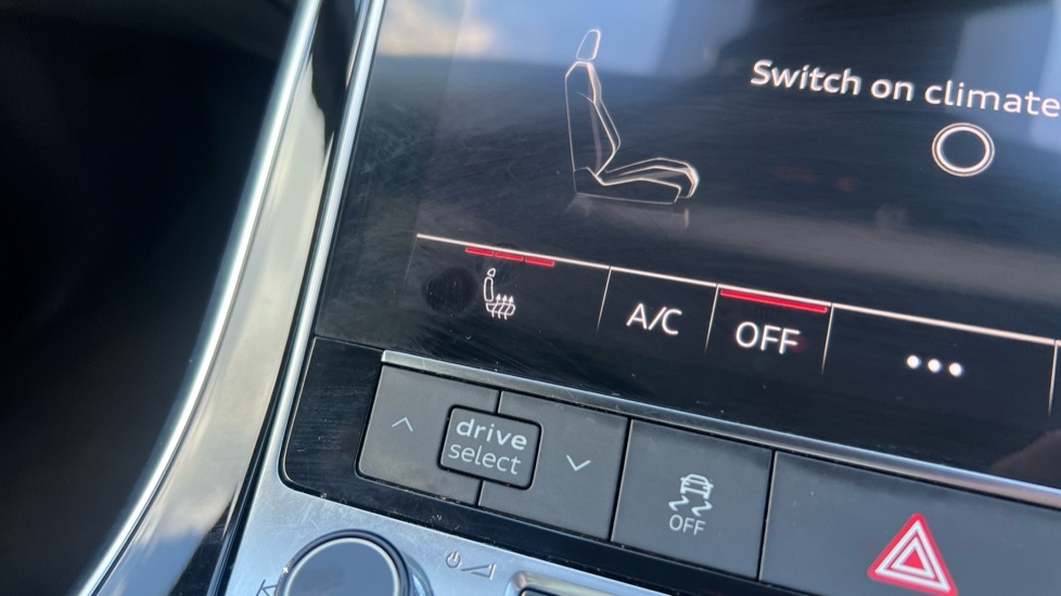 Used Audi Q7 2022 for sale - 76146173: Photo 39