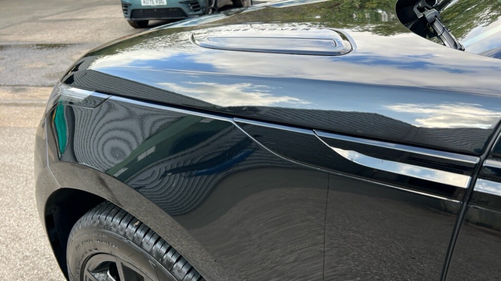 Used Land Rover Range Rover Velar 2025 for sale - 76749907: Photo 20