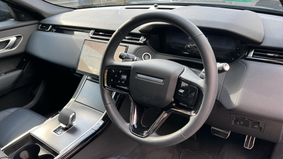 Used Land Rover Range Rover Velar 2025 for sale - 76749907: Photo 28