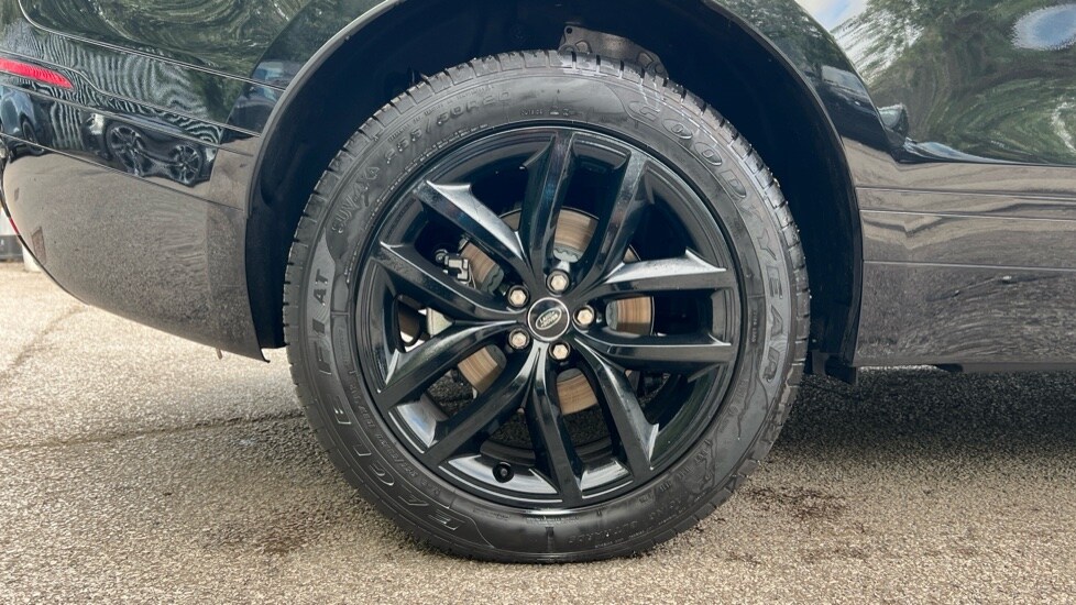 Used Land Rover Range Rover Velar 2025 for sale - 76749907: Photo 32