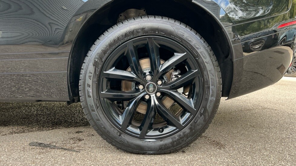 Used Land Rover Range Rover Velar 2025 for sale - 76749907: Photo 33