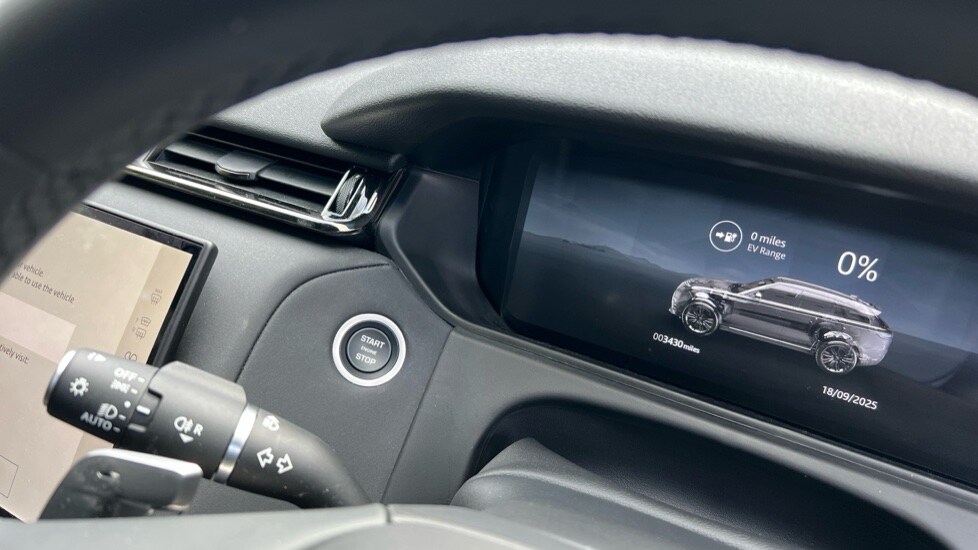 Used Land Rover Range Rover Velar 2025 for sale - 76749907: Photo 48
