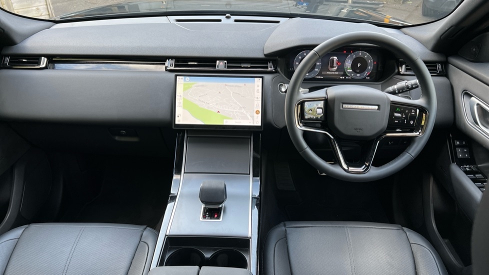 Used Land Rover Range Rover Velar 2025 for sale - 76749907: Photo 9