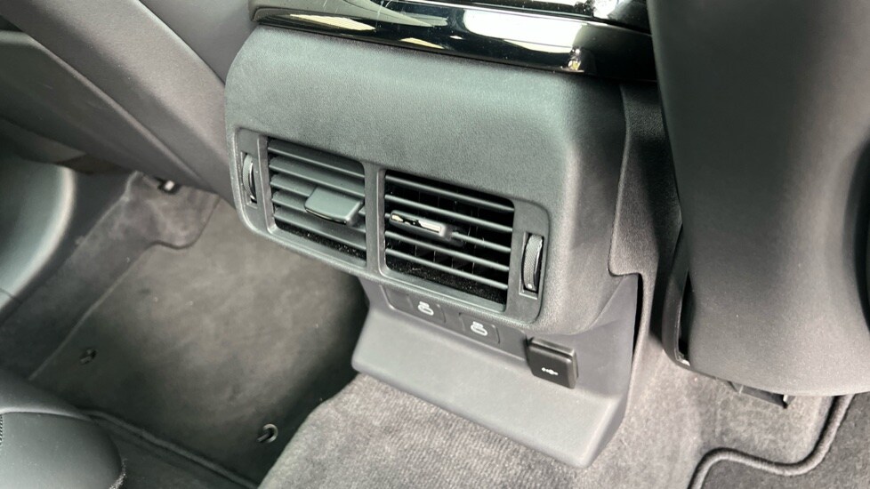 Used Land Rover Range Rover Velar 2024 for sale - 76078991: Photo 18