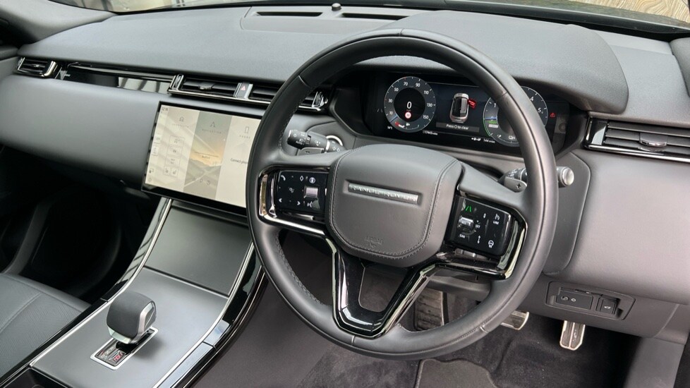 Used Land Rover Range Rover Velar 2024 for sale - 76078991: Photo 28