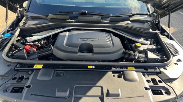 Used Land Rover Range Rover Sport 2024 for sale - 75648521: Photo 30