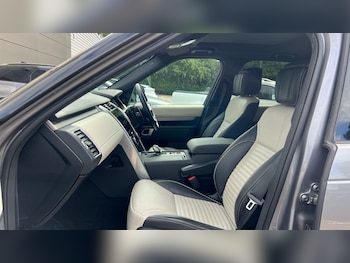 Used Land Rover Discovery 2023 for sale - 75715279: Photo